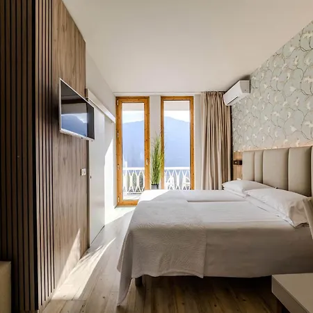 Riviera 3* Limone sul Garda