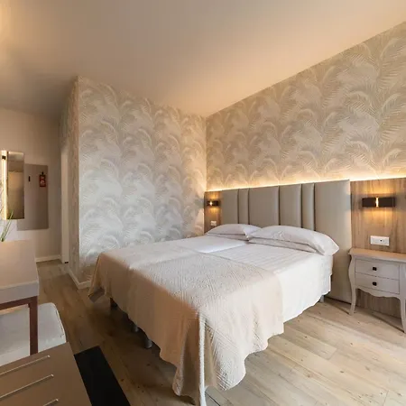 Riviera Hotel 3*