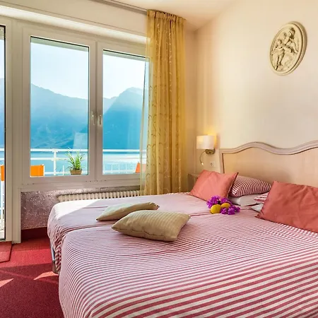Riviera Hotel 3*