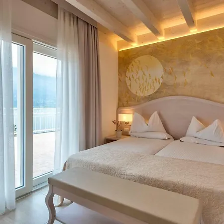Riviera Panoramic Hotel