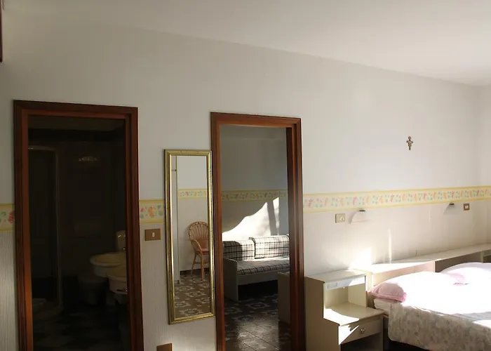 Riviera Panoramic 3* Limone sul Garda