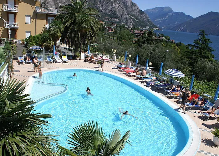 Riviera Panoramic 3*