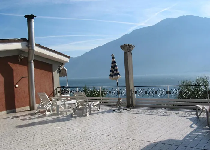 Riviera Panoramic 3* Limone sul Garda