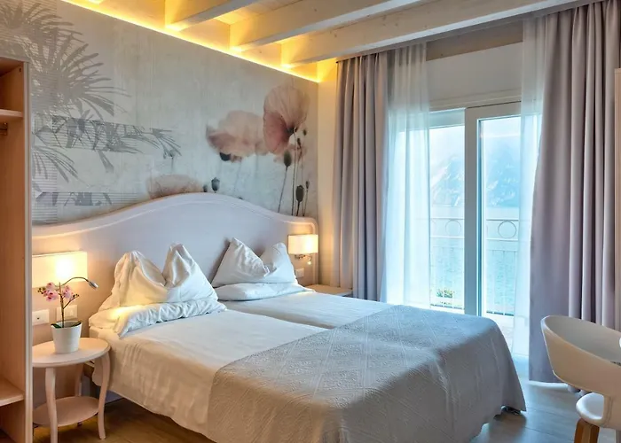 Hotel Riviera Panoramic 3*