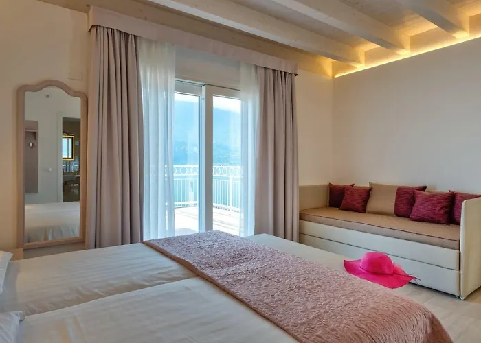 Riviera Panoramic Limone sul Garda