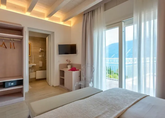 Hotel Riviera Panoramic 3*